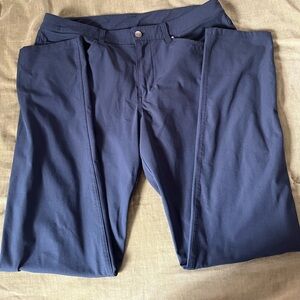 Lululemon Men’s ABC slim fit trouser 34”L